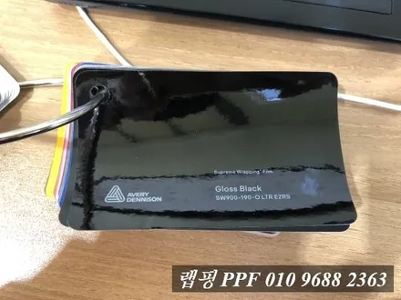 벤츠 CLS 400d 에이버리 유광블랙 전체랩핑 고양랩핑 / 김포시 마산동