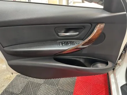 BMW 크레파스 냄새 제거 F바디 320d 까지 왔네요. / 김포시 마산동
