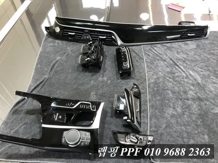5시리즈 실내랩핑 에이버리 블랙카본랩핑 5시리즈랩핑 / 김포시 마산동