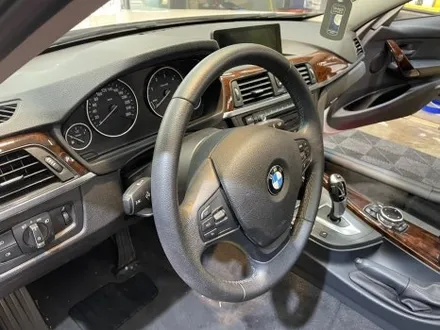 BMW 크레파스 냄새 제거 F바디 320d 까지 왔네요. / 김포시 마산동