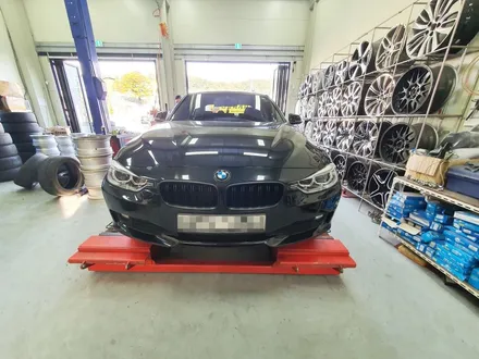 화성 평택 안산 수원 BMW 3시리즈 320d 휠굴절 수리 휠복원 드렁큰타이어 / 화성시 팔탄면