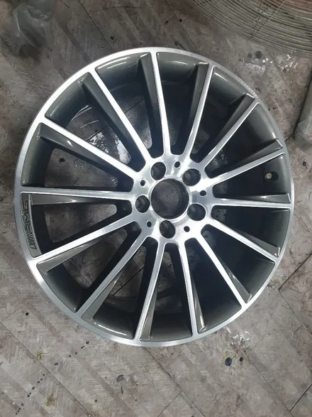 (구리 스마일휠) 벤츠c클래스 amg 19인치 다이아몬드컷팅 휠복원(분체도장) / 포천시 소흘읍