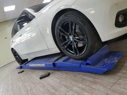 (구리 스마일휠) BMW 320D 18인치 블랙펄 도색 작업 ~ / 포천시 소흘읍