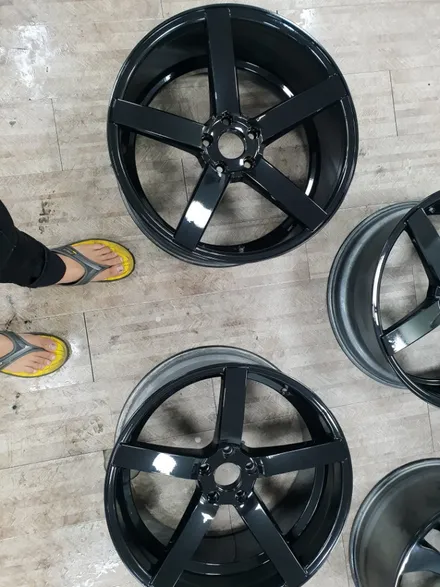 (구리 스마일휠) 벤츠 cls63amg 20인치 사제휠 휠복원+블랙유광(분체도장) / 포천시 소흘읍