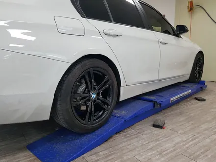(구리 스마일휠) BMW 320D 18인치 블랙펄 도색 작업 ~ / 포천시 소흘읍