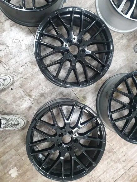 (구리 스마일휠) 벤츠45 amg 19인치 휠복원+블랙유광 / 포천시 소흘읍