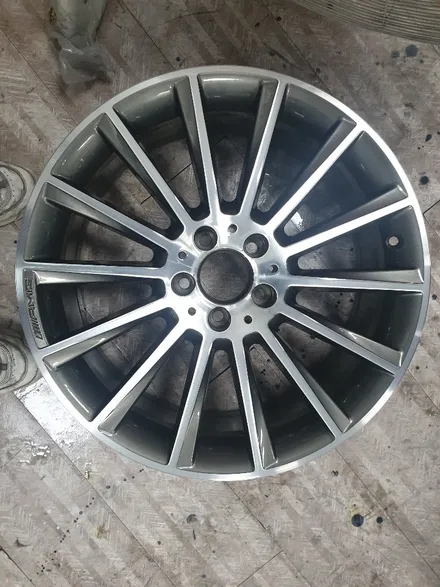(구리 스마일휠) 벤츠c클래스 amg 19인치 다이아몬드컷팅 휠복원(분체도장) / 포천시 소흘읍