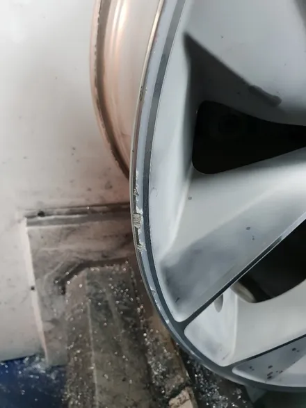 (구리 스마일휠)bmw x6 19인치 다이아몬드 컷팅 휠복원(분체도장) / 포천시 소흘읍