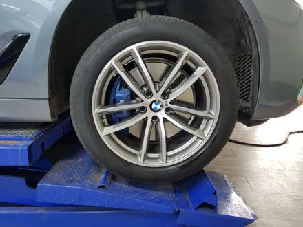 (구리 스마일휠) bmw 530d 다이아컷팅 휠복원 이십니다~(남양주 휠복원) / 포천시 소흘읍
