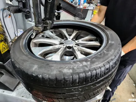 비 오기 전 타이어 교체, 벤츠 E클래스 18인치 타이어, 라우펜 S FIT AT 245-45-18 / 용인 기흥구