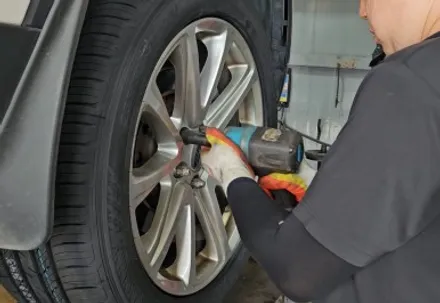 포드 익스플로러, TPMS 센서+HP71 255-50-20 타이어 2개 교체했어요 / 용인 기흥구