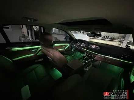 BMW 5시리즈 F10 비노출 엠비언트 시공 후기입니다:) 파스텔톤 색감이 아주 이뻐요 ! / 인천 계양, 김포, 강서, 부평