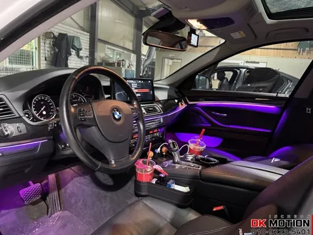 BMW 5시리즈 엠비언트 시공 ! 파스텔톤 색감에 확달라진 실내를 확인해보세요 ~ / 인천 계양, 김포, 강서, 부평