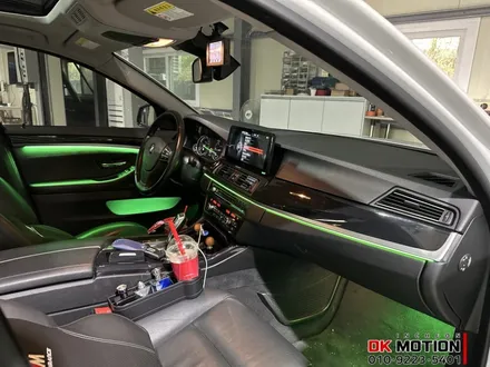 BMW 5시리즈 엠비언트 시공 ! 파스텔톤 색감에 확달라진 실내를 확인해보세요 ~ / 인천 계양, 김포, 강서, 부평