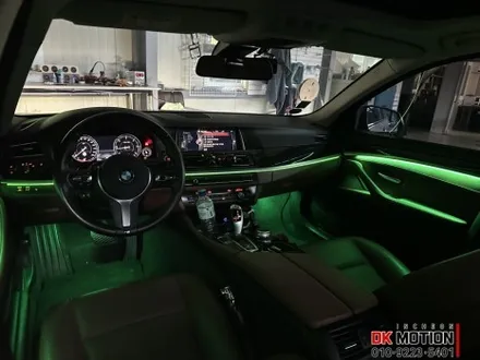 BMW 5시리즈 F10 비노출 엠비언트 시공 후기입니다:) 파스텔톤 색감이 아주 이뻐요 ! / 인천 계양, 김포, 강서, 부평