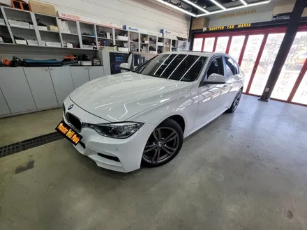 파주 BMW 320D F30 터치스크린 카플레이 / 안드로이드 오토 설치 - 일산김포