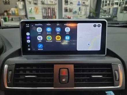 고양시 BMW 118D 애플 카플레이 / 안드로이드 오토 10.2인치 무선 터치 모니터 교체