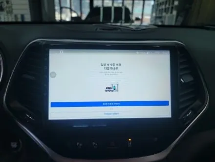 일산 지프 체로키 론지튜드 안드로이드 올인원 / 카플레이 안드로이드 오토 - 파주운정