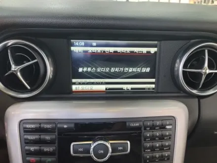 일산 벤츠 SLK200 (R172) 순정 모니터에 애플 카플레이 / 안드로이드 오토 사용하세요 - 김포파주