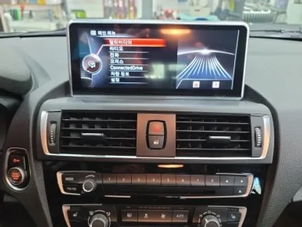 고양시 BMW 118D 애플 카플레이 / 안드로이드 오토 10.2인치 무선 터치 모니터 교체