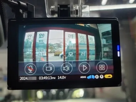 일산 블랙박스 벤츠 S400 S클래스 W222 보조배터리 설치
