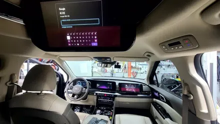 KA4 카니발 하이리무진 보조석 보조모니터 XM1240M +호메틱스 안드로이드 셋탑 + 순정 리모컨 연동 제어 / 부산 사상구