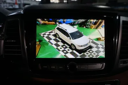 G4 렉스턴 3D 어라운드뷰 장착으로 좁은길도 거침없이 주행하다. / 부산 사상구