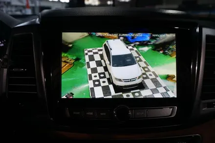 G4 렉스턴 3D 어라운드뷰 장착으로 좁은길도 거침없이 주행하다. / 부산 사상구