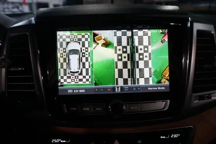 G4 렉스턴 3D 어라운드뷰 장착으로 좁은길도 거침없이 주행하다. / 부산 사상구
