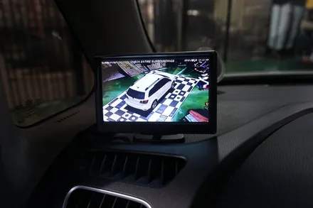 안전운행을 위한 3D 어라운드뷰 시스템과 후측방 경고 시스템 / 부산 사상구