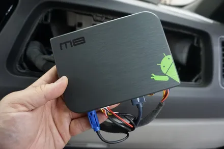 올뉴카니발 순정 모니터 연동 모토로이드 M8 안드로이드 셋탑 / 부산 사상구