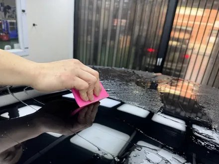 부산 테슬라 모델Y 글라스루프 썬루프 열차단 PPF 필름 시공 / 부산 사상구