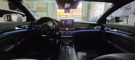 부산 벤츠 CLS RGB 앰비언트 라이트 시공으로 실내 분위기 업 / 부산 사상구