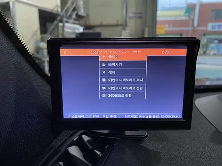 미니 컨트리맨 안전 운전을 위한 3D 어라운드뷰 작업 및 보조배터리 에코파워팩 S12 장착 / 부산 사상구