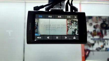 테슬라 모델Y 4채널 블랙박스 아이나비 메가 플러스 시공 / 부산 사상구