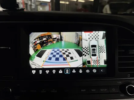 차량 주변을 한눈에 모니터링 가능한 아반떼 AD AView 3D PLUS 어라운드뷰 시공 / 부산 사상구