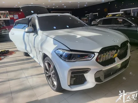 BMW X6 전체랩핑으로 올블랙 스타일 완성 / 창원, 마산, 김해