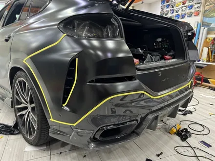 BMW X6 전체랩핑으로 페이스리프트 이상의 변화 / 창원, 마산, 김해