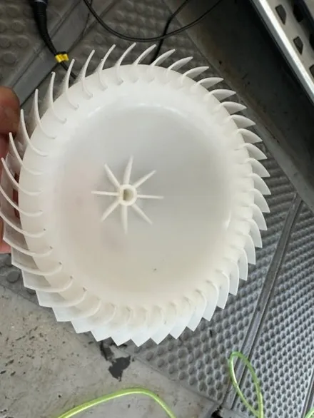 창원 마산 에바크리닝 맥스크루즈 에어컨 냄새 제거와 쾌적한 실내공기까지! / 창원, 마산, 김해