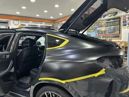 BMW X6 전체랩핑으로 페이스리프트 이상의 변화 / 창원, 마산, 김해