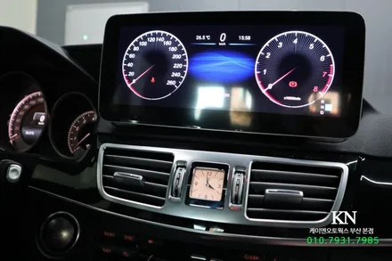 벤츠 e300 w121 직구 안드로이드 올인원 네비게이션 모니터 교체 / 부산 사상구 주례동