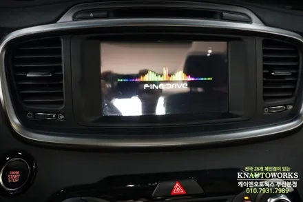 쏘렌토R 티아이즈 안드로이드 올인원 네비 모니터 어라운드뷰 연동 / 부산 사상구 주례동