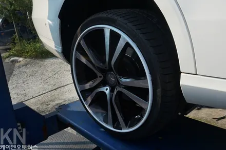 벤츠 E250 자동차 휠프로텍터 휠보레로 스크래치 예방 / 부산 사상구 주례동