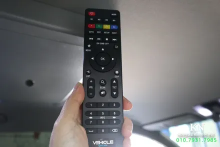 카니발 자동차 안드로이드 tv 비클시네마 천장모니터 설치 / 부산 사상구 주례동