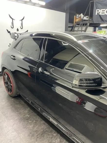 [파주일산랩핑] 벤츠 GLA45 AMG 크롬죽이기와 포지드카본 랩핑으로 스포티한 느낌주기 ! - 쪼랩 / 고양시 덕이동