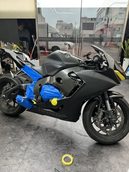파주 바이크랩핑 운정 랩핑 일산 데칼 CBR1000RR 전체랩핑- 쪼랩 / 고양시 덕이동