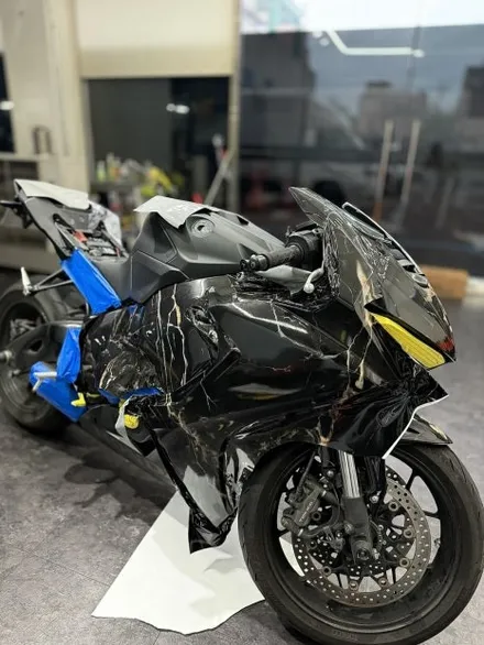 파주 바이크랩핑 운정 랩핑 일산 데칼 CBR1000RR 전체랩핑- 쪼랩 / 고양시 덕이동