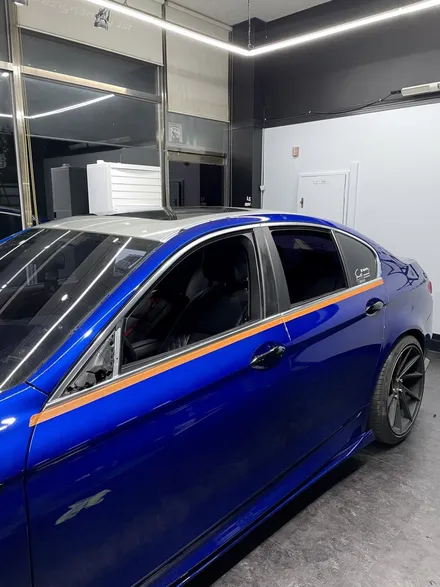 BMW 5시리즈 루프스킨 및 크롬죽이기로 스포티한 느낌주기 ! - 일산 파주 쪼랩 / 고양시 덕이동