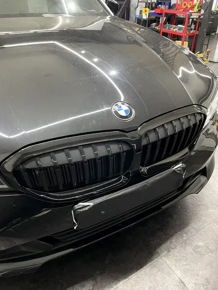 [파주일산랩핑] BMW 3시리즈 (G20) 크롬죽이기 및 휠도색으로 강력한 포스주기 ! - 쪼랩 / 고양시 덕이동