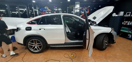 광주랩핑 벤츠 GLE350d 화이트펄 전체랩핑 재시공 / 광주 북구 중흥동